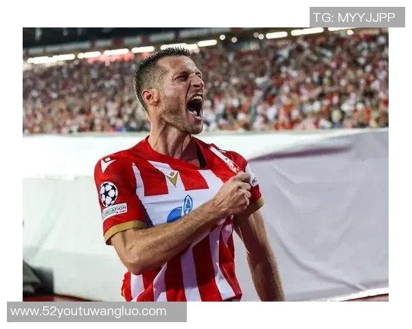 失去父亲的足球明星如何在逆境中重拾梦想与荣耀